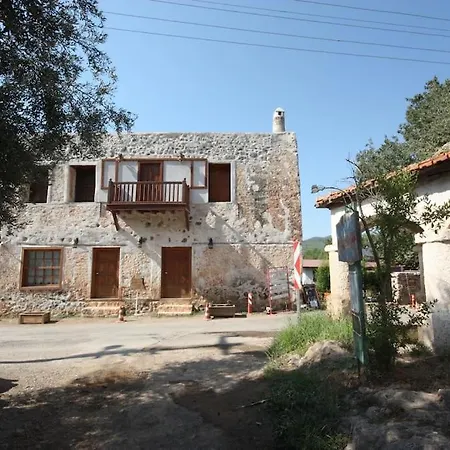 فيلة Vasil, Relish Kayakoy